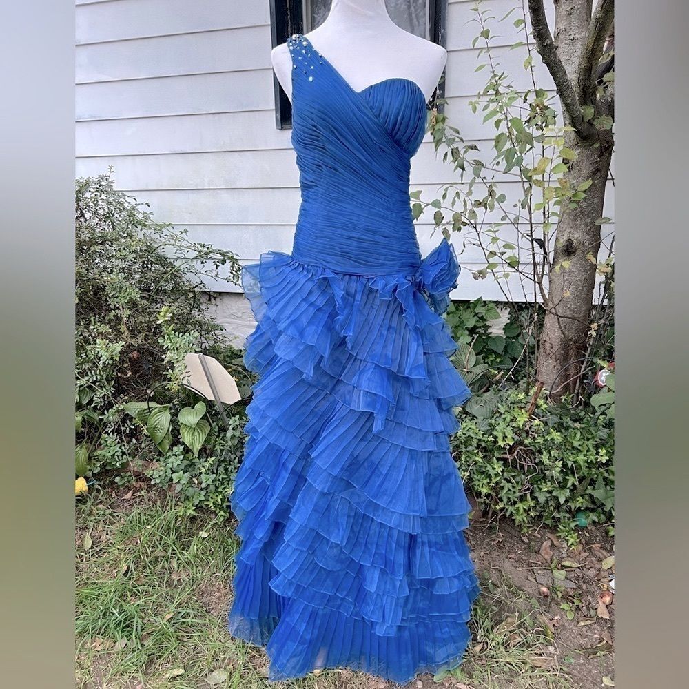 Cinderella Divine 1997 One Shoulder Strap Layered Dress